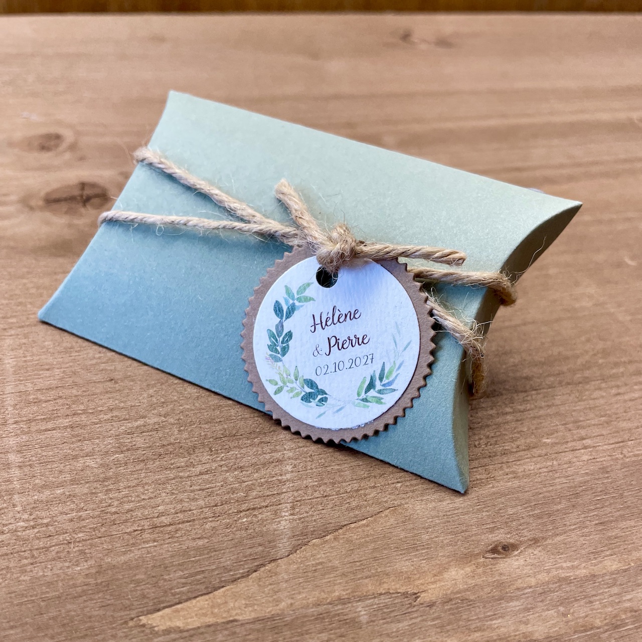 boite-dragees-mariage-vert-sauge-ficelle boîte dragées mariage rustique nature