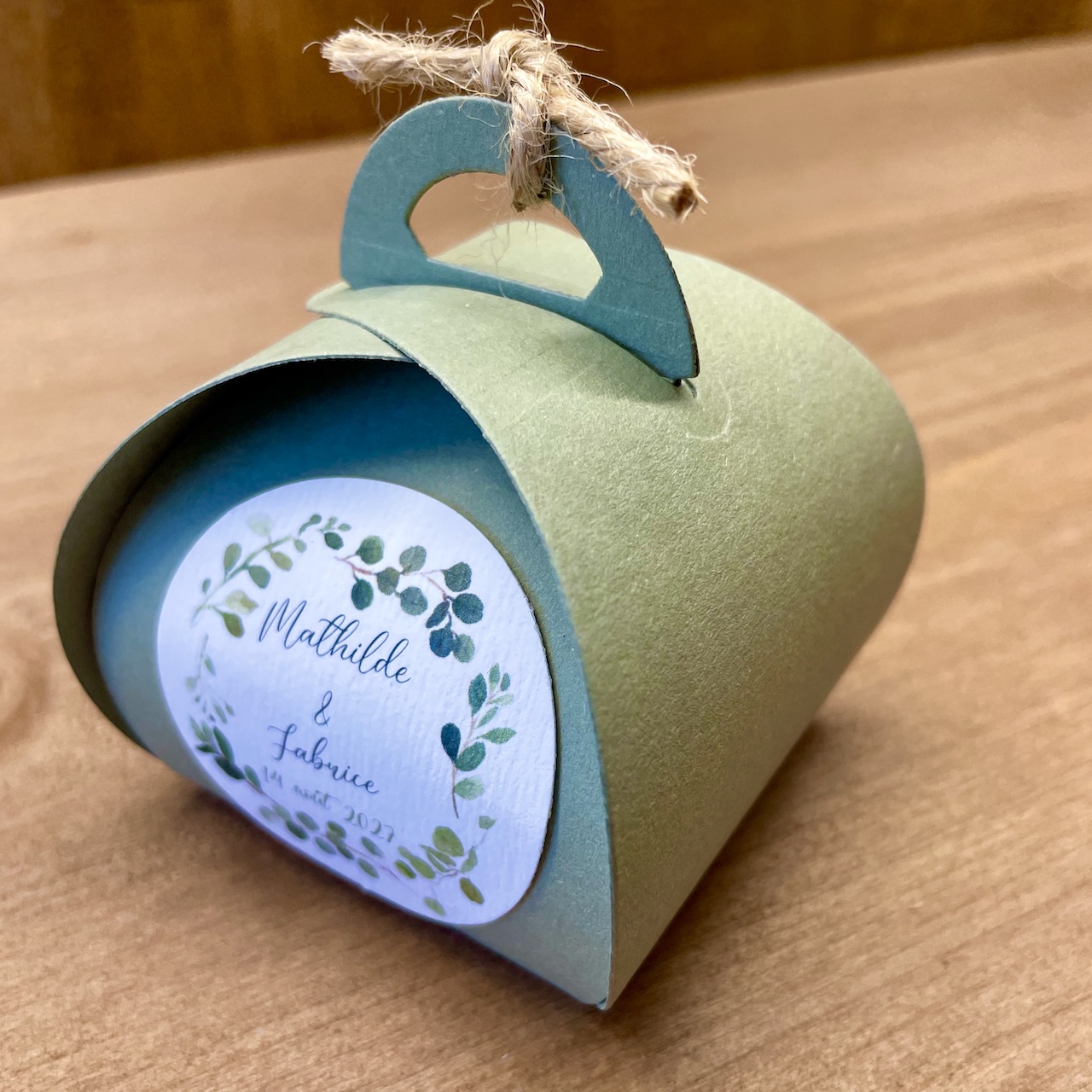 boite-dragees-mariage-vert boîte dragées mariage vert sauge eucalyptus