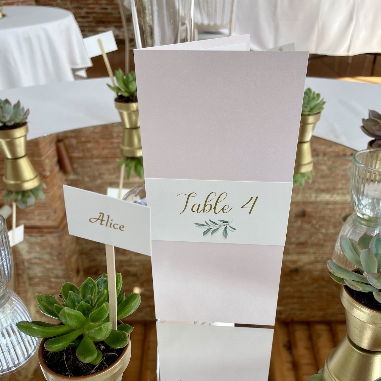 Carte d menu et n° de table